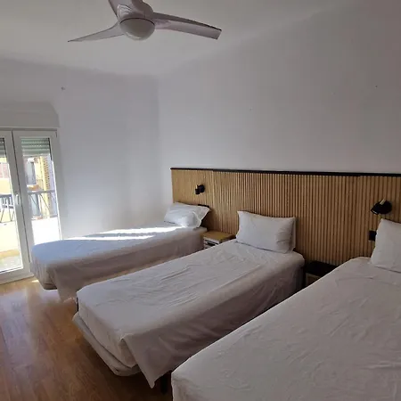 Apartamento Espacioso, Luminoso, Coqueto, Y Muy Céntrico Alicante